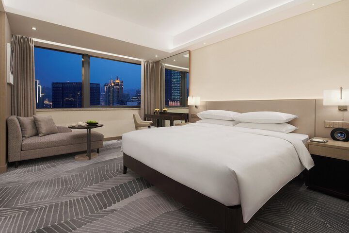 Room 26 of 66