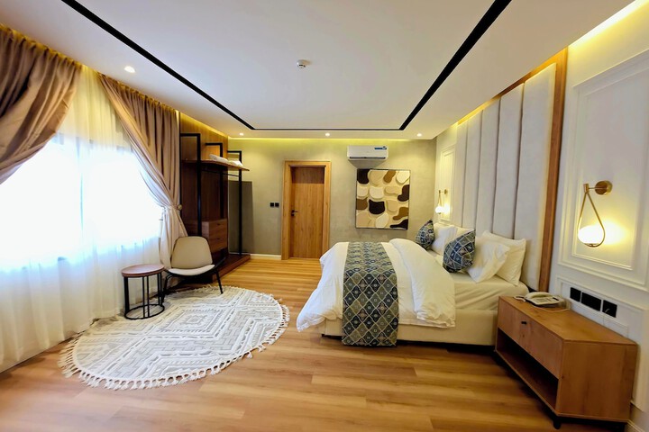 Room 38 of 72