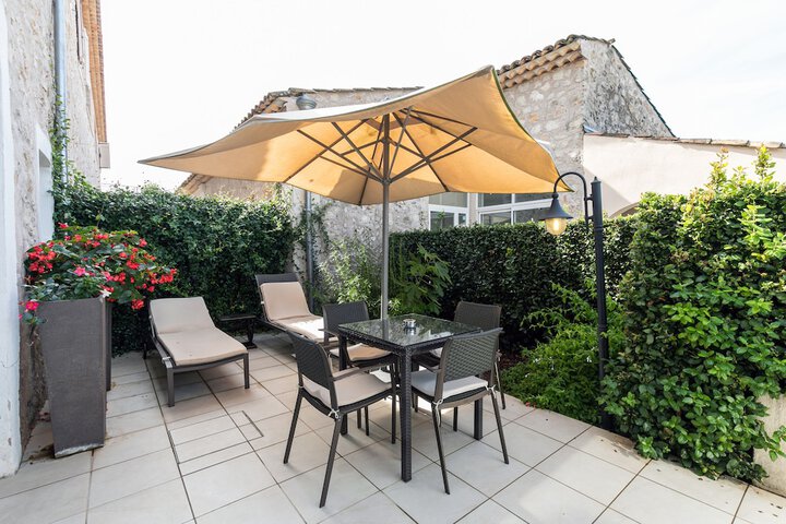 Terrace/Patio 29 of 85