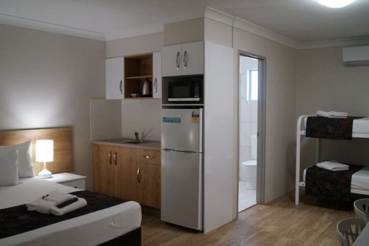 Room 10 of 39