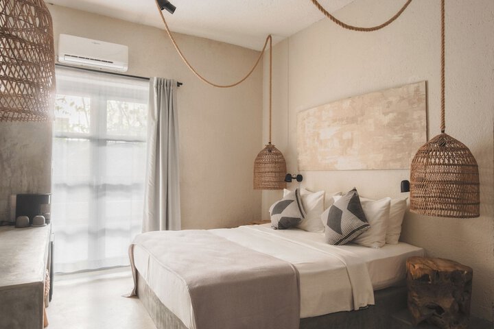 Room 29 of 64