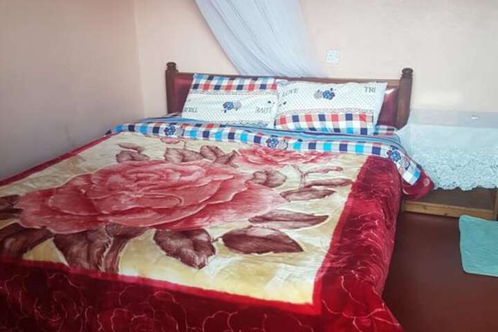 Room 2 of 12