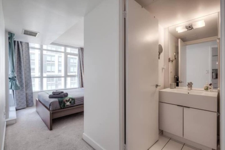 Room 51 of 60