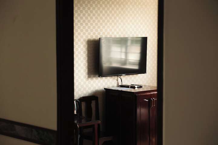 Room 5 of 26