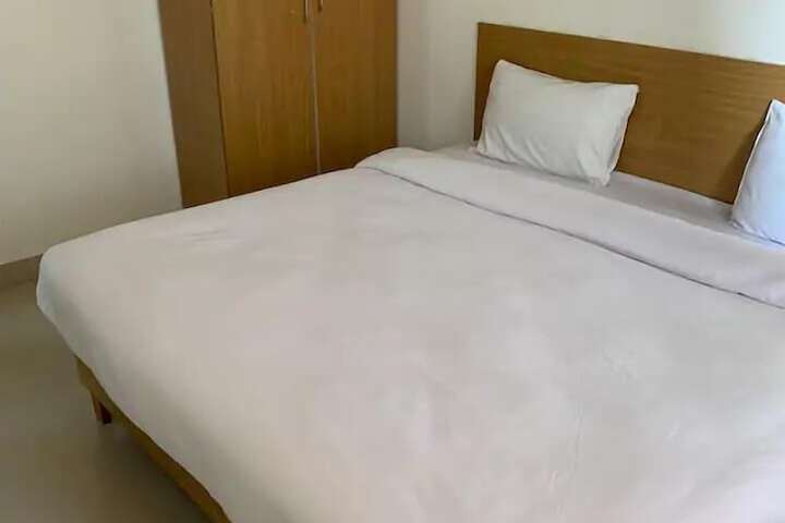 Room 2 of 11