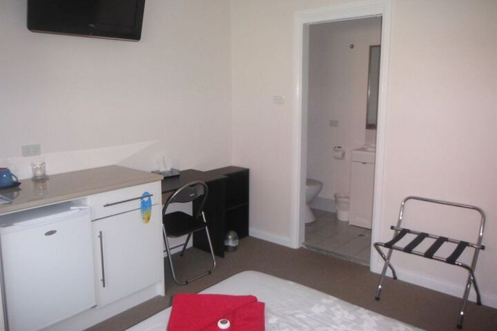 Room 3 of 39