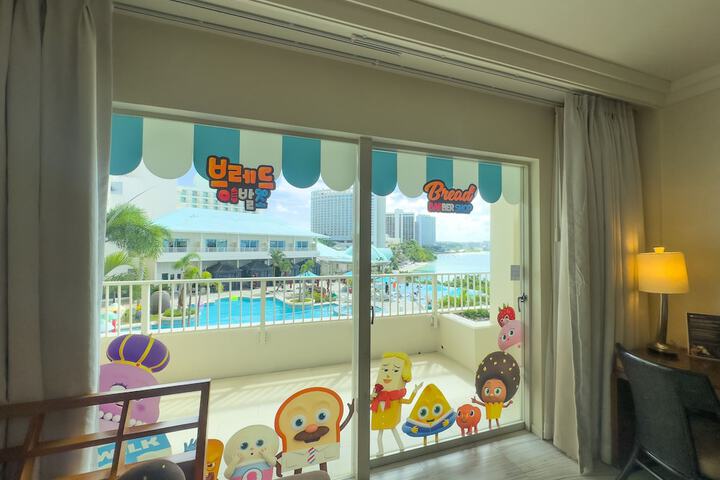 Room 80 of 226