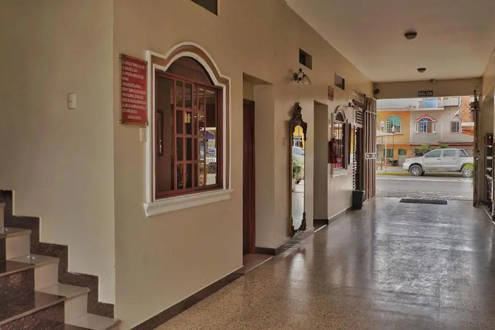 Photo of Vallejo Hotel