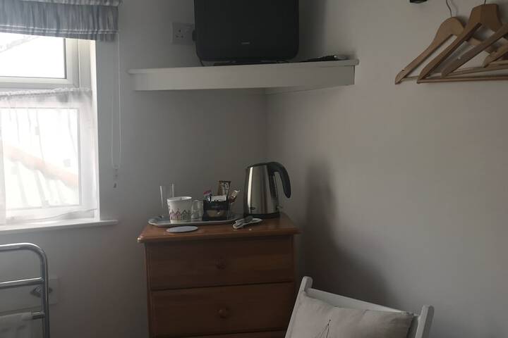 Room 8 of 22