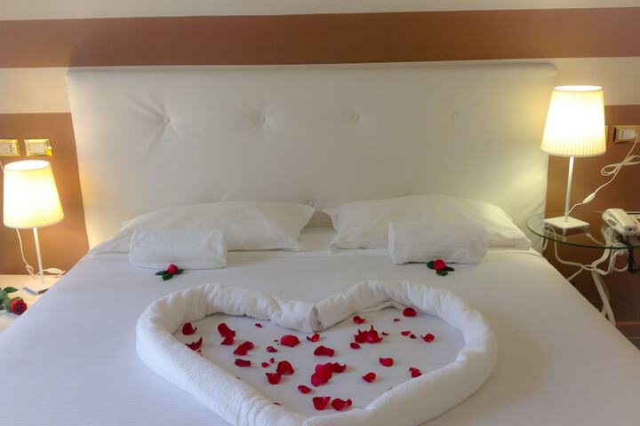 Room 10 of 61