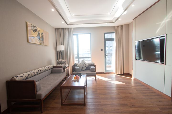Room 2 of 13