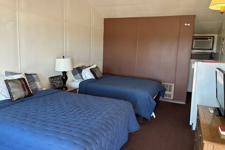 Room 11 of 20