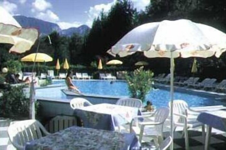 Pool 46 of 65