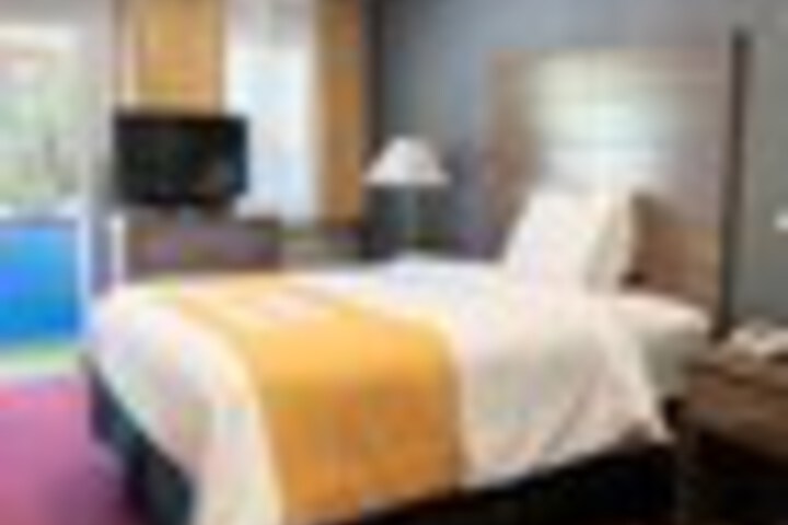 Room 68 of 129