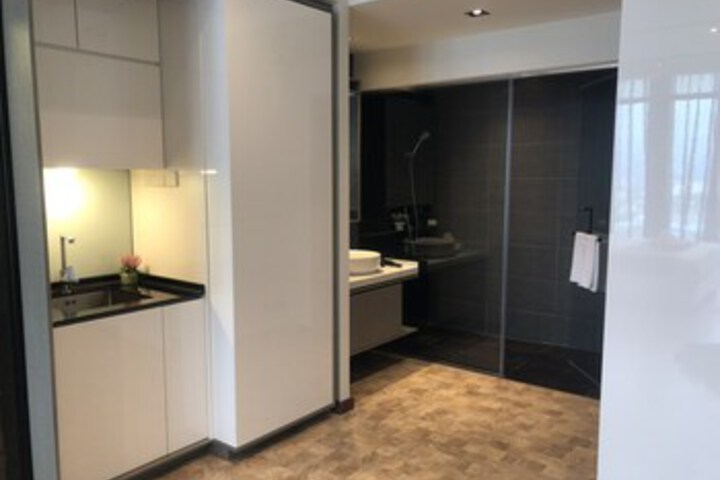 Room 10 of 58