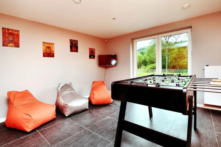 Combination of two Beautiful Luxuriously Renovated Homes With En-suite Bathrooms