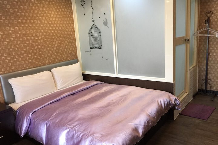 Room 15 of 35