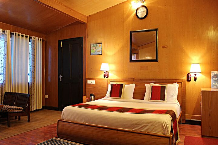 Room 12 of 13
