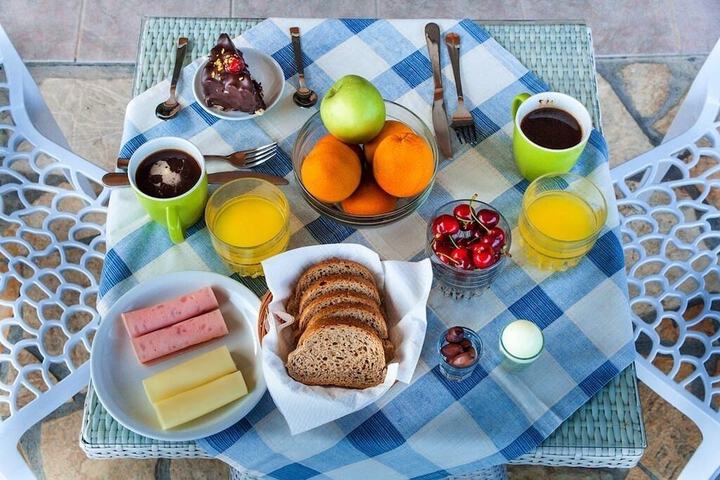 Breakfast meal