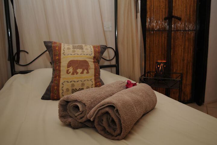 Room 5 of 7