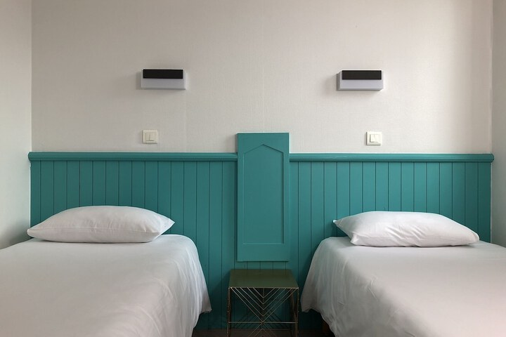 Room 25 of 67