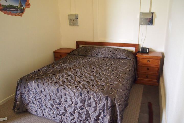 Room 10 of 69