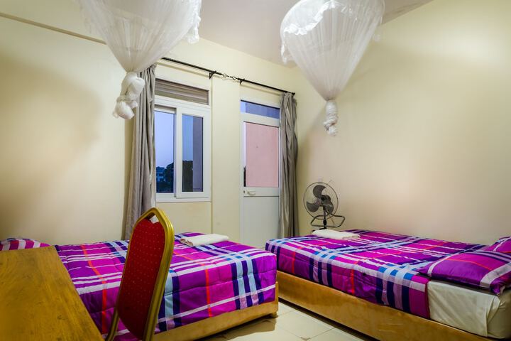 Room 5 of 48