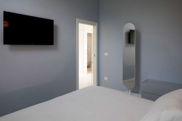 Room 56 of 301