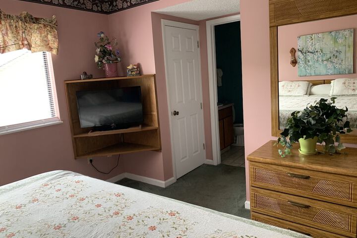 Room 16 of 186