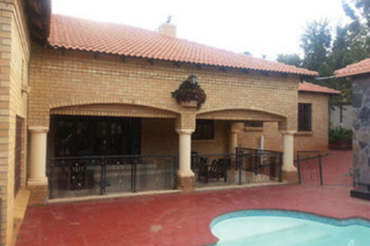 Property Grounds 16 of 17