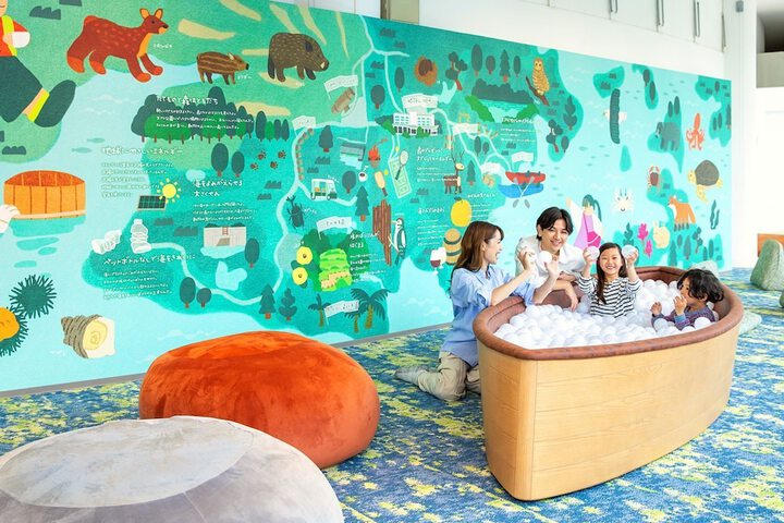 Entrance & Lobby