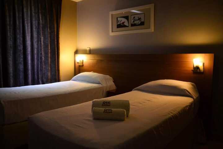 Room 6 of 34