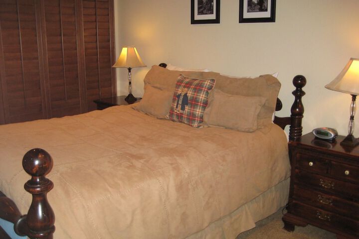 Room 7 of 104