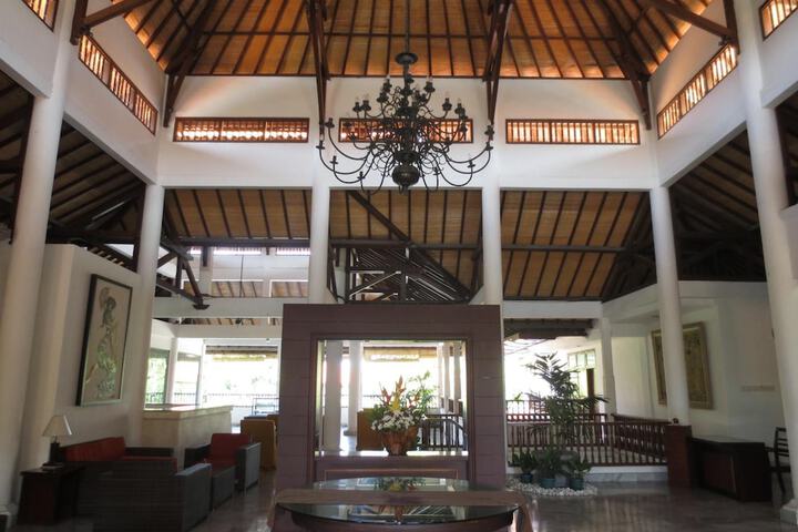 Hotel Interior 4 of 30