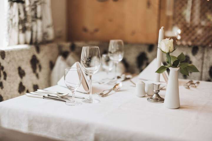 Dining 70 of 95