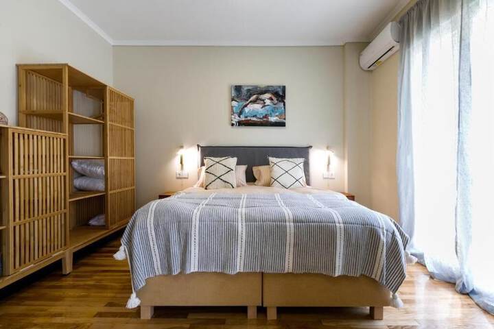Room 2 of 19