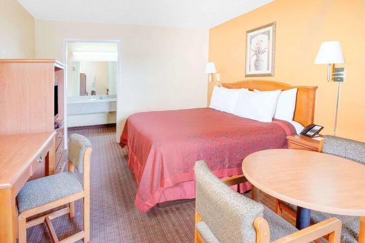 Single Room (2 of 9)