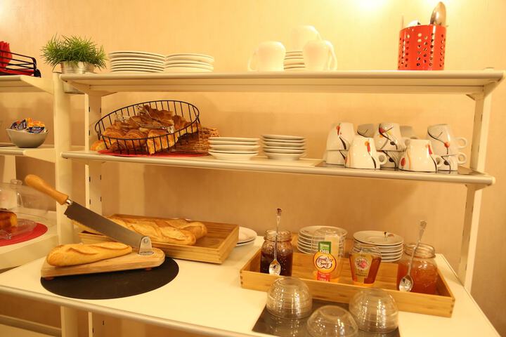 Breakfast/Coffee Service 44 of 49