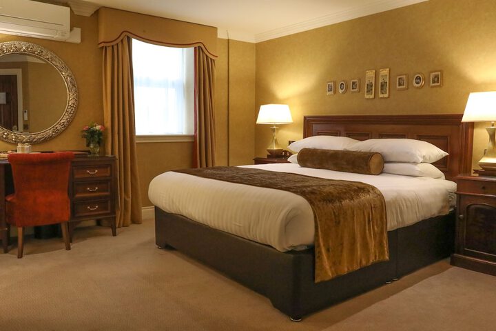 Room 12 of 60