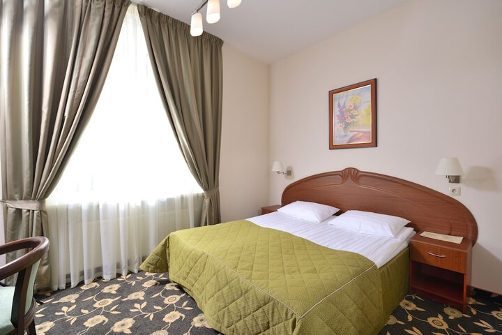 Room 29 of 74