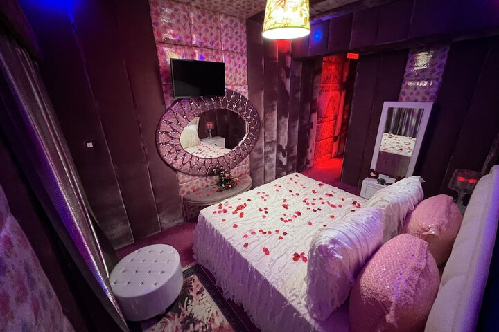 Room 29 of 96