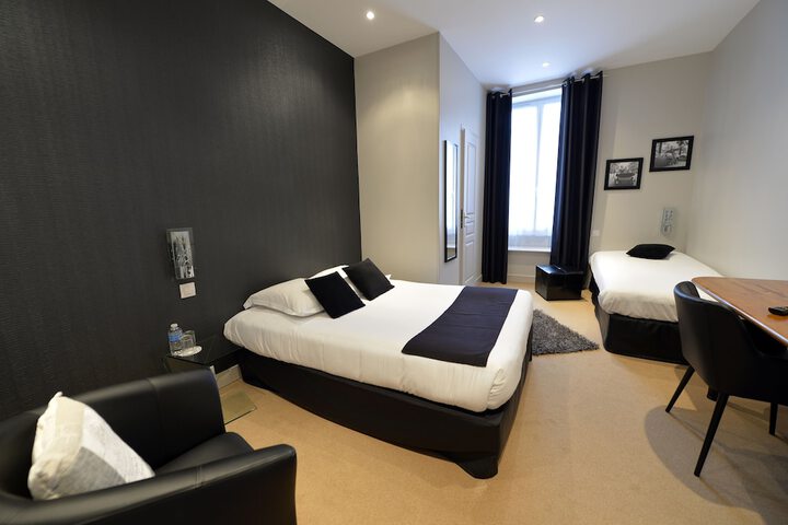 Room 9 of 44