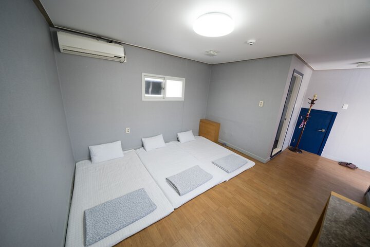 Room 18 of 62