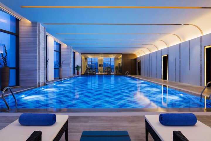 Pools & Facilities