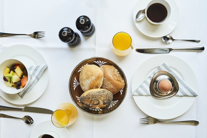 Breakfast/Coffee Service 18 of 47