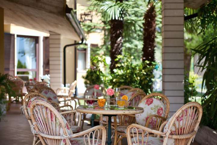 Terrace/Patio 31 of 34