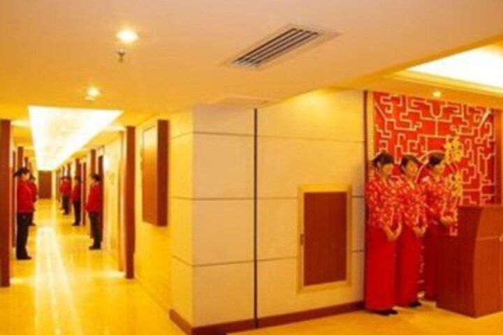 Ballroom/Hall 2 of 23