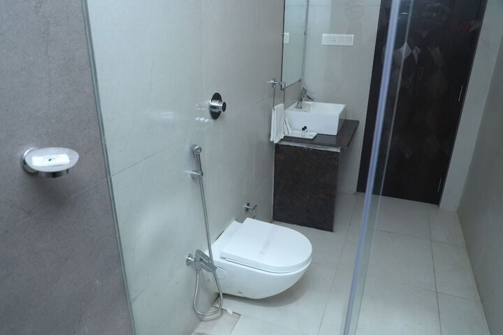 Room 23 of 35