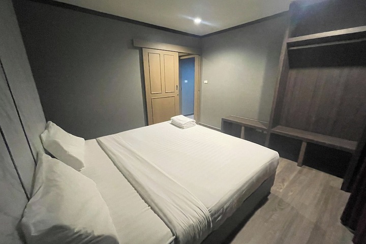 Room 22 of 50