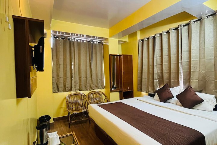 Room 4 of 6
